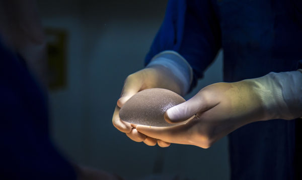 Prä- und Post-OP Pflege nach plastischer Operation